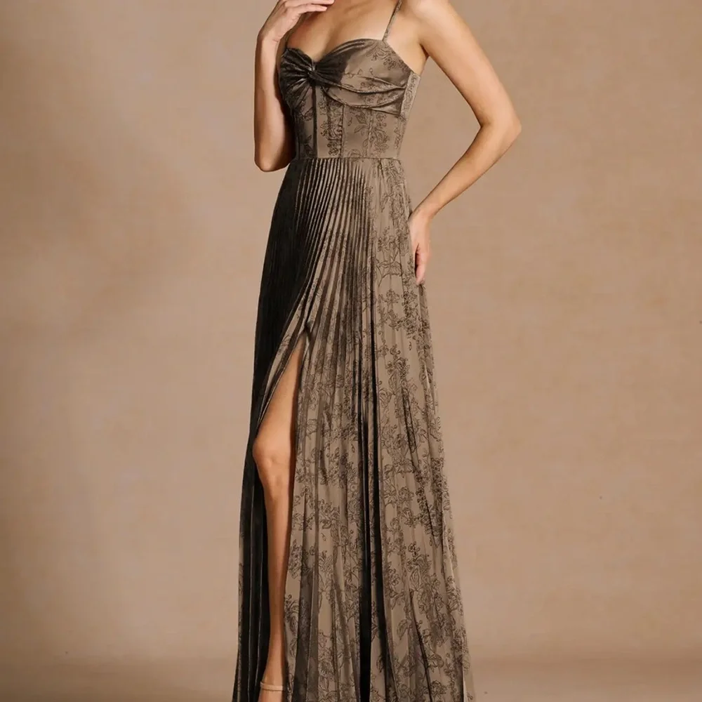 Azazie dress new with tags sz 4 /small - Picture 2 of 4